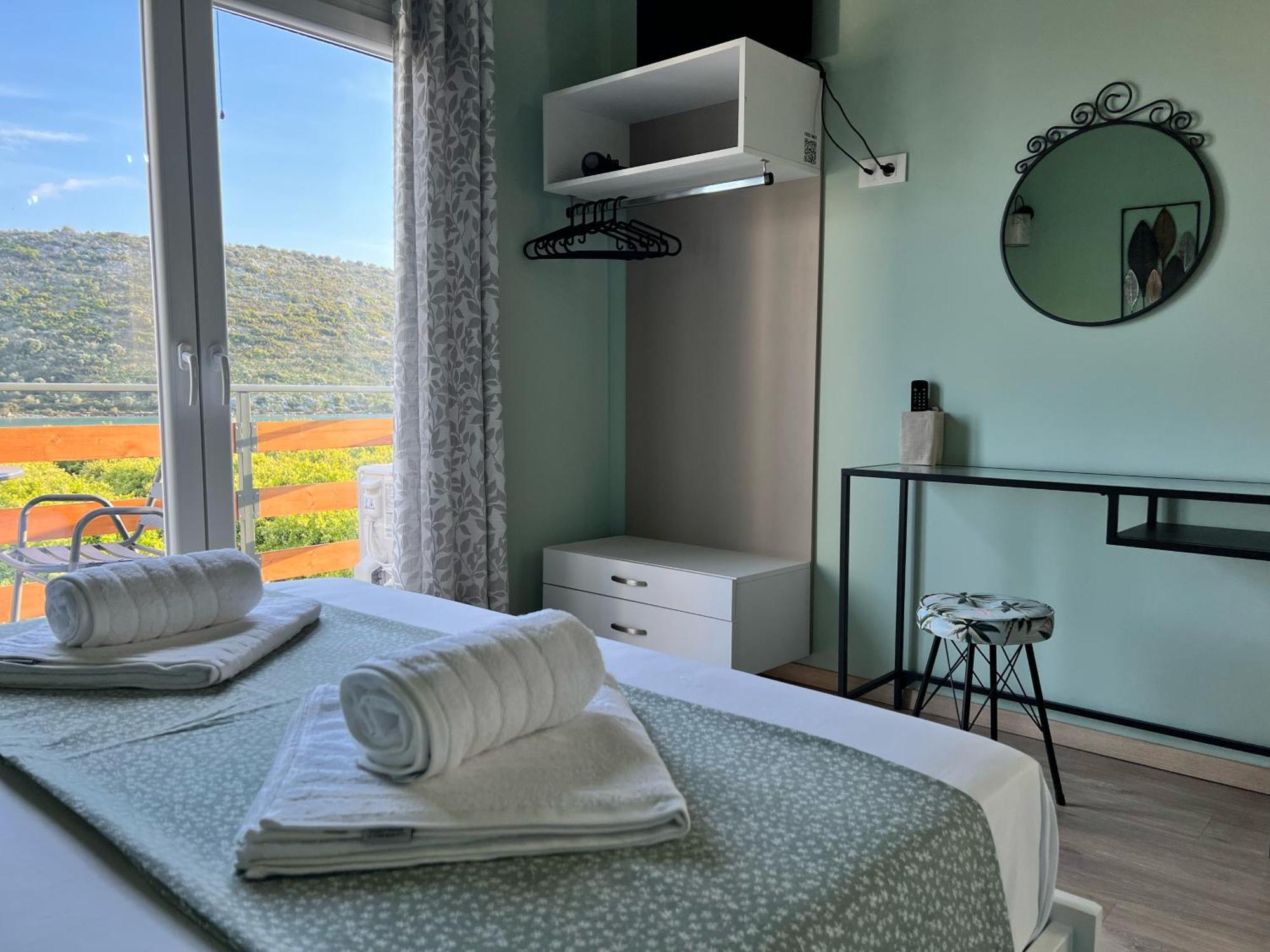 Ktima Klimentini Apartment Vivari Bagian luar foto