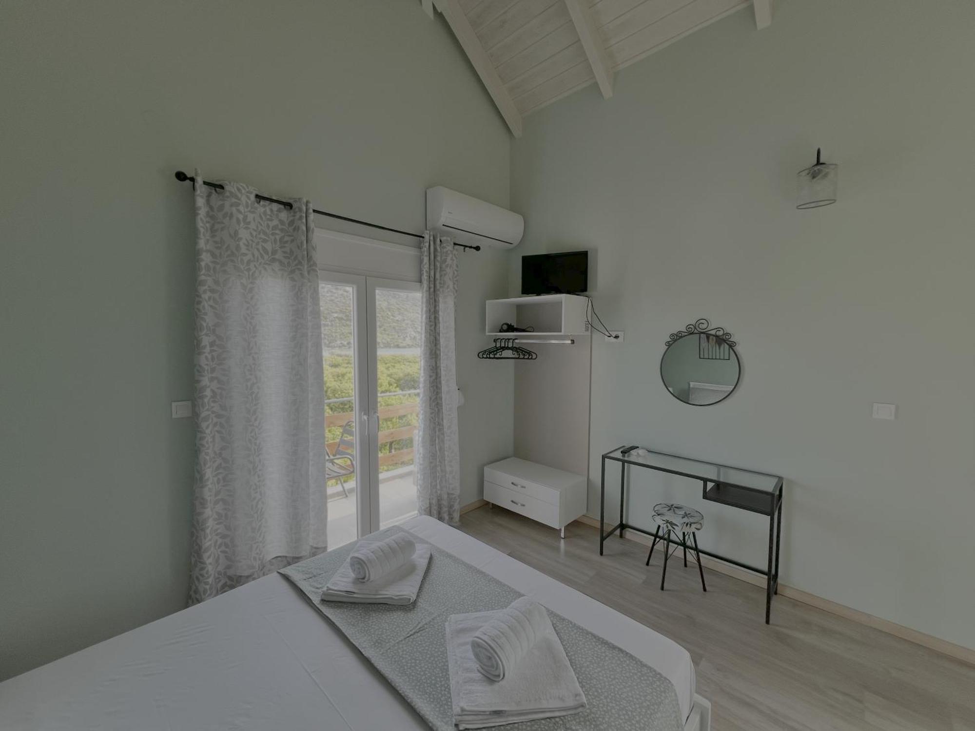 Ktima Klimentini Apartment Vivari Bagian luar foto